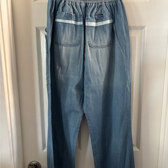 Blue Wide-Leg Denim Pants - Picture 5 of 6